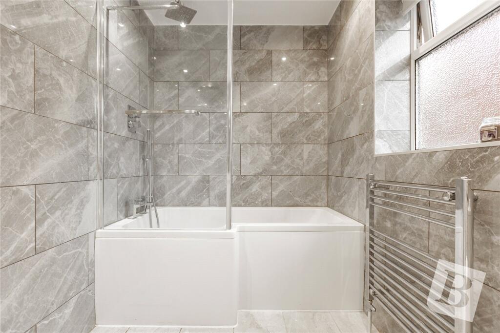 Fairfield Rise, Billericay, Essex, CM12 photo 3