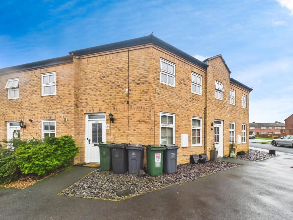 Main image of property: Littlelands, Cottingley