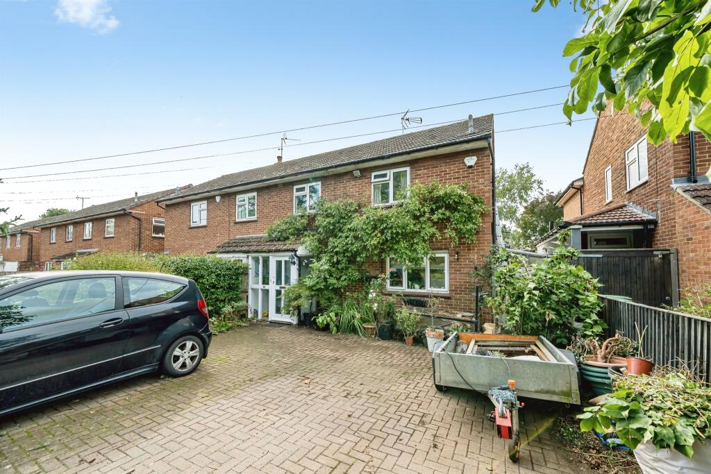 Main image of property: Devereux Place, Aylesbury