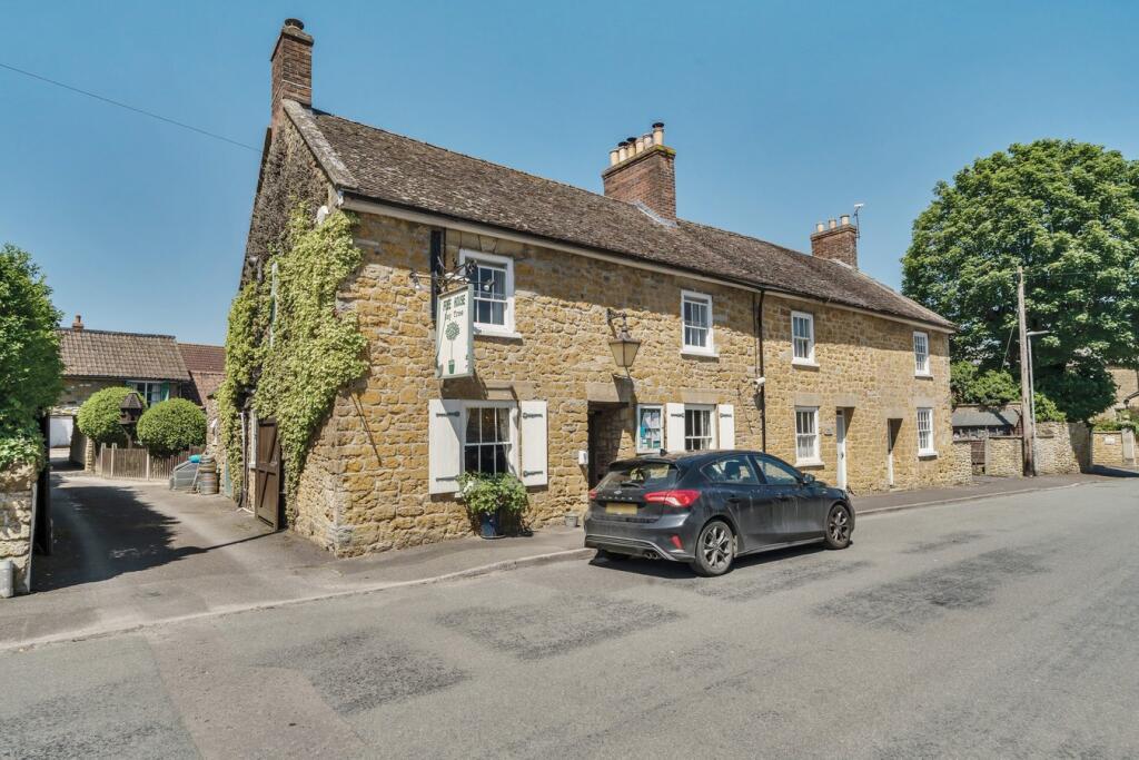South Street, Castle Cary , BA7