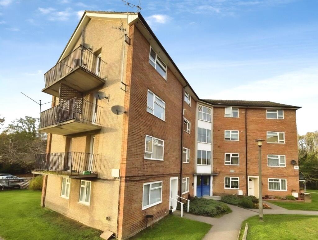 Main image of property: Hunters Hill, Burghfield Common, Reading