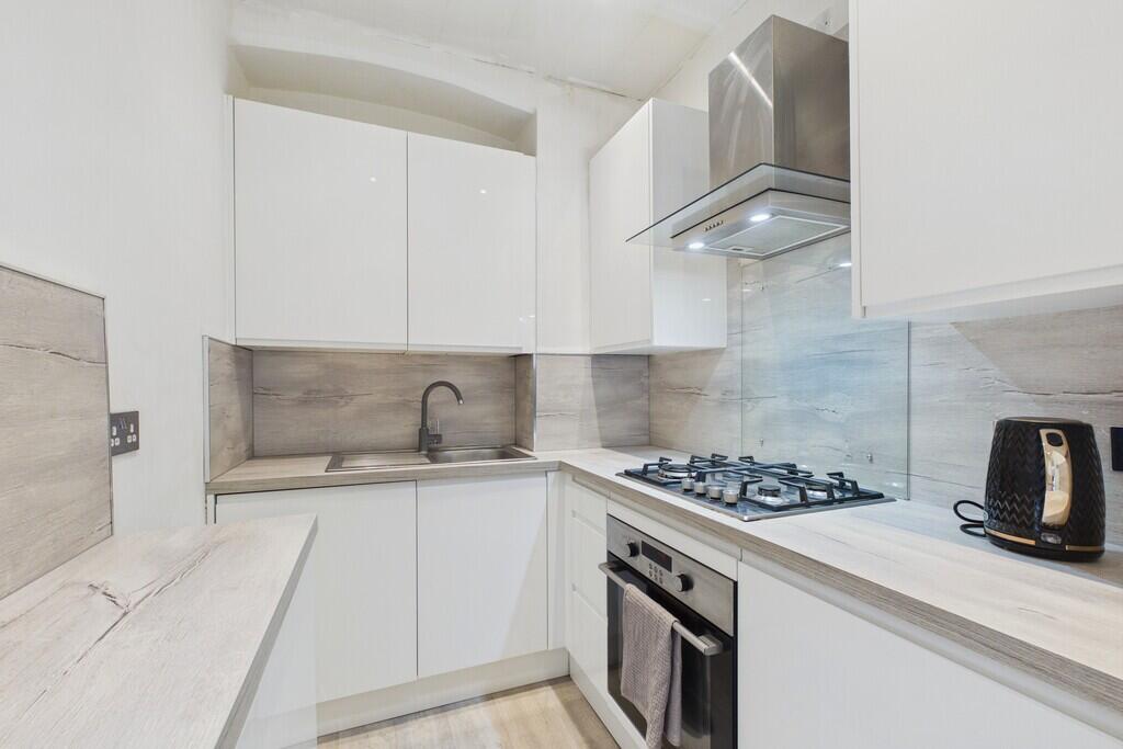 Apartment in Glasgow - More
