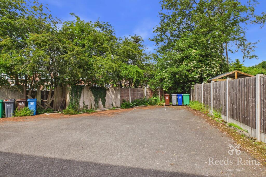 Hawkridge Drive, Manchester, Greater Manchester, M23 photo 4
