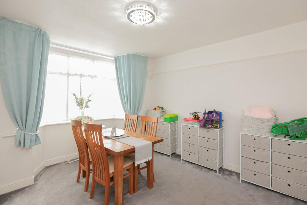 House in Bromsgrove, Worcestershire - View 5