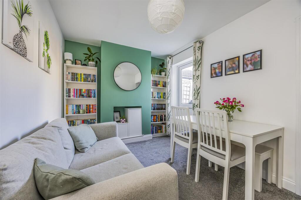 House in Portsmouth, Southsea - View 4