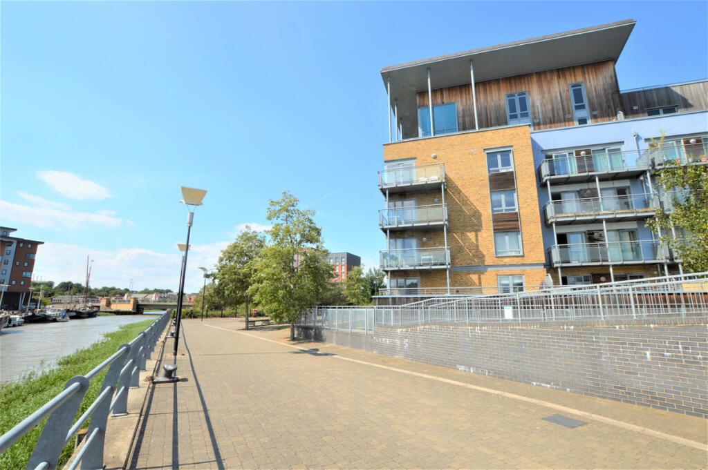 Main image of property: Quayside Drive, Colchester, CO2