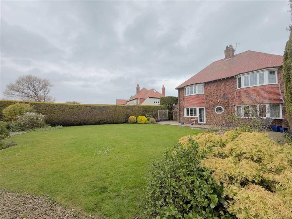 House in Filey, North Yorkshire - View 3