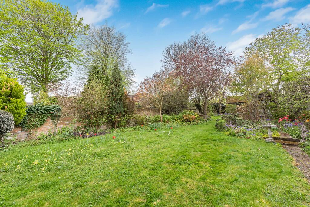 Additional image 5 of Dunstable Road, Redbourn, AL3