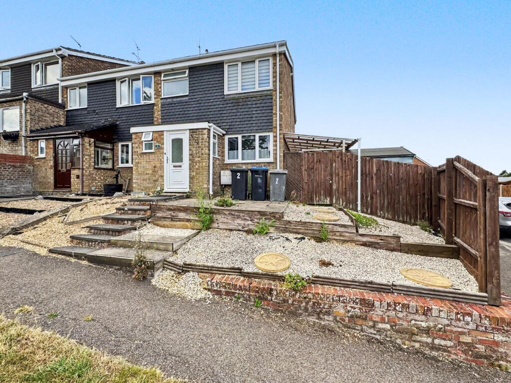 Main image of property: Thatchers Walk, Stowmarket, IP14