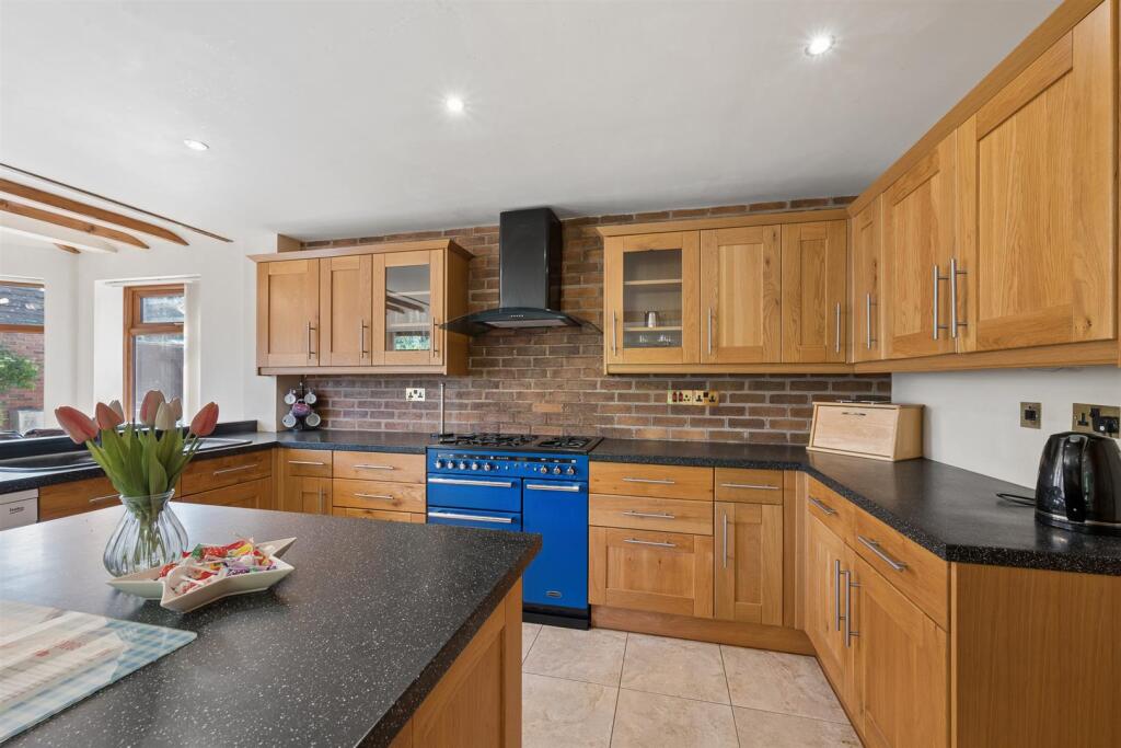 House in Telford - View 4