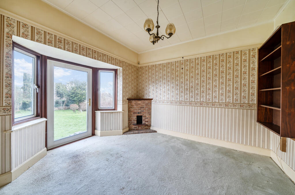 Curriott Hill Road, Crewkerne, Somerset, TA18 photo 4