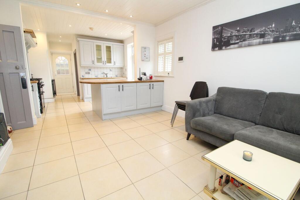 House in Bournemouth, Charminster - View 4