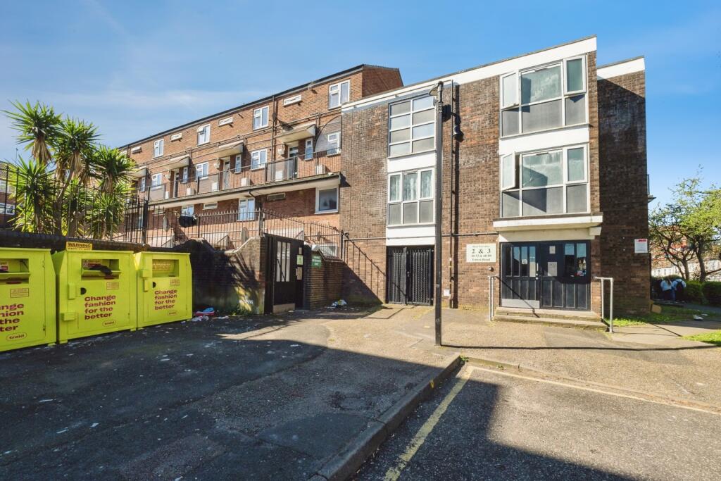 Main image of property: Forest Road, London, E17