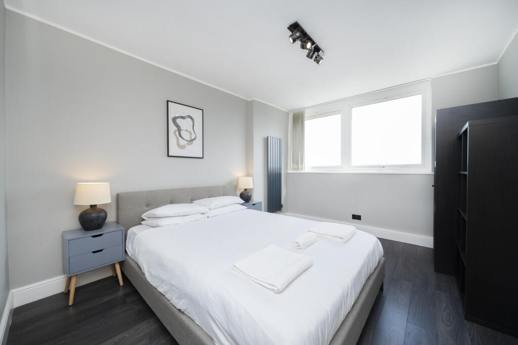 Apartment in London - View 5