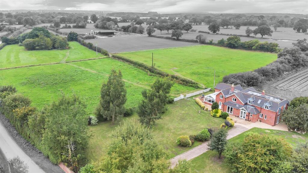 Main image of property: Hollies, Bings Heath, Shrewsbury