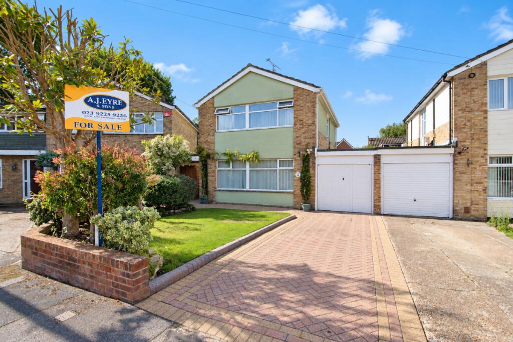 Main image of property: Stephen Close, Cowplain, PO8 8BE