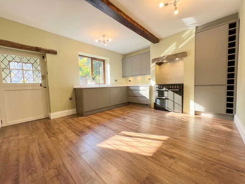 House in Huddersfield, Gawthorpe, Kirkburton - View 2