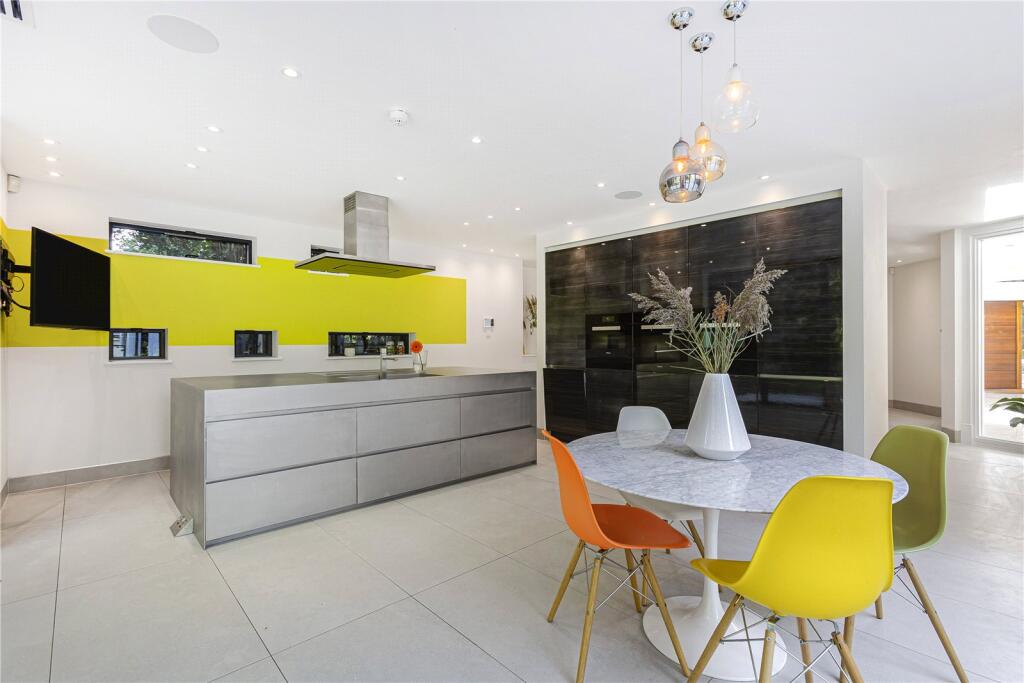 House in London - View 4