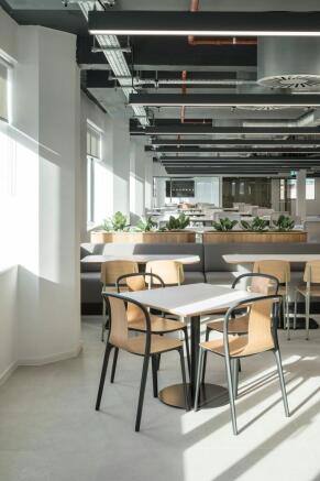 6th Floor Fitted