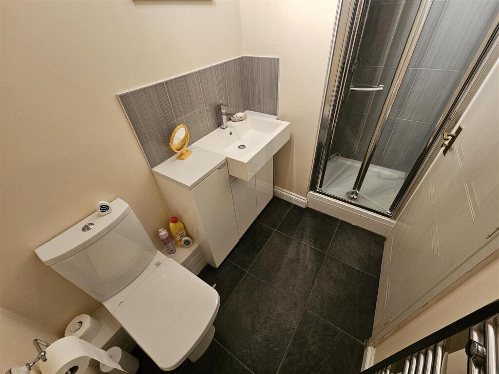 House in Solihull, Ulverley Green - View 5