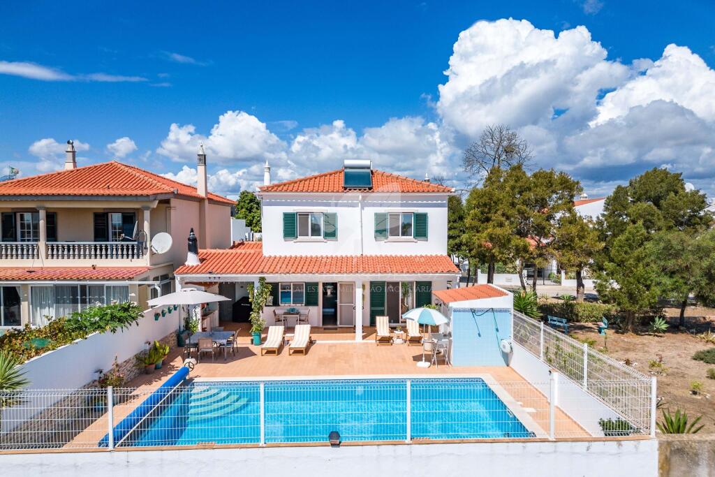 Main image of property: Algarve, Fuseta