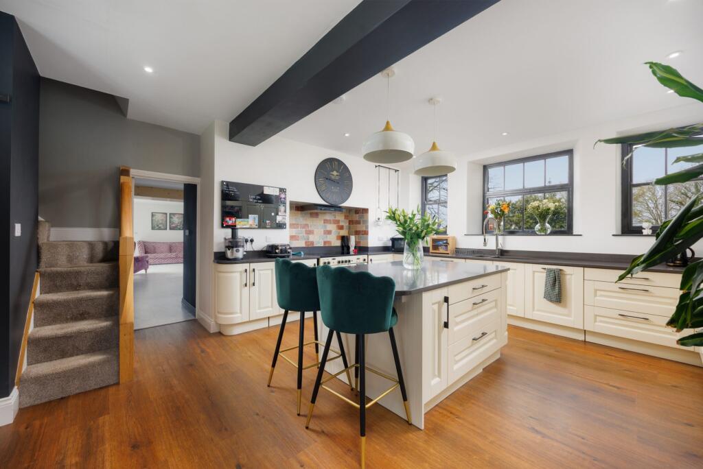 House in Truro - View 4