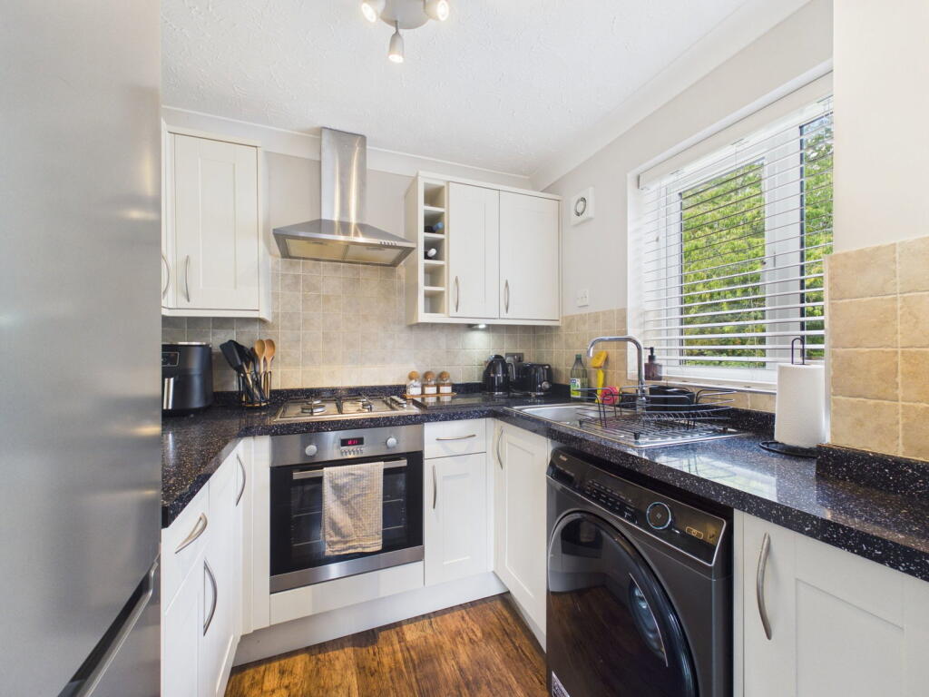 House in Horsham, North Horsham - View 5