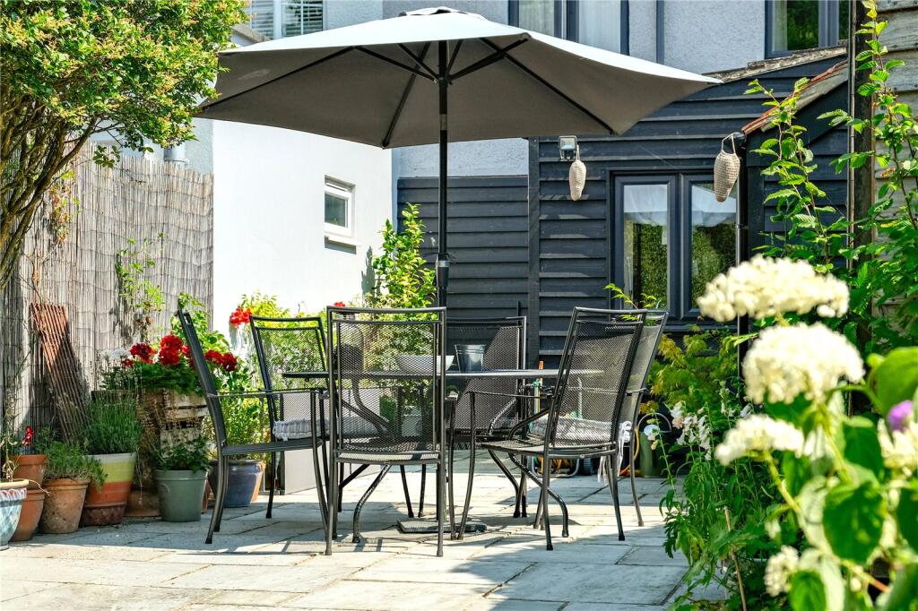 House in Basingstoke and Deane, Baughurst - View 5