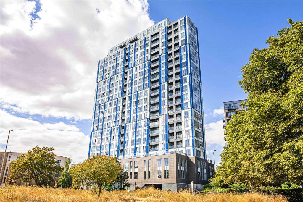 Main image of property: Cotterells, Hemel Hempstead, Hertfordshire, HP1