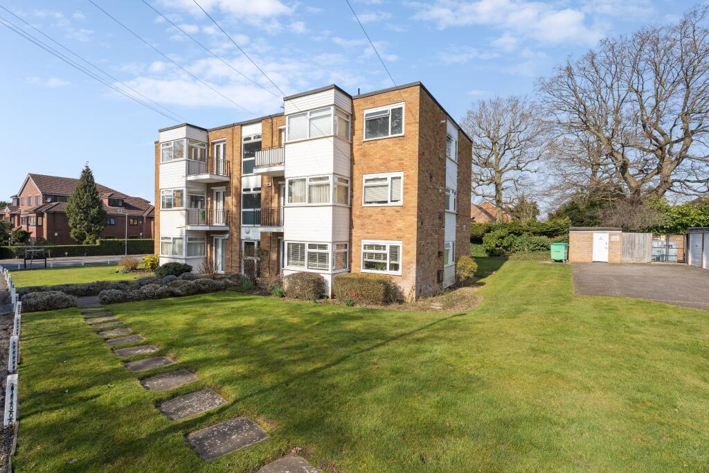 Main image of property: Hollyoaks, 21 Eastbury Avenue, Northwood