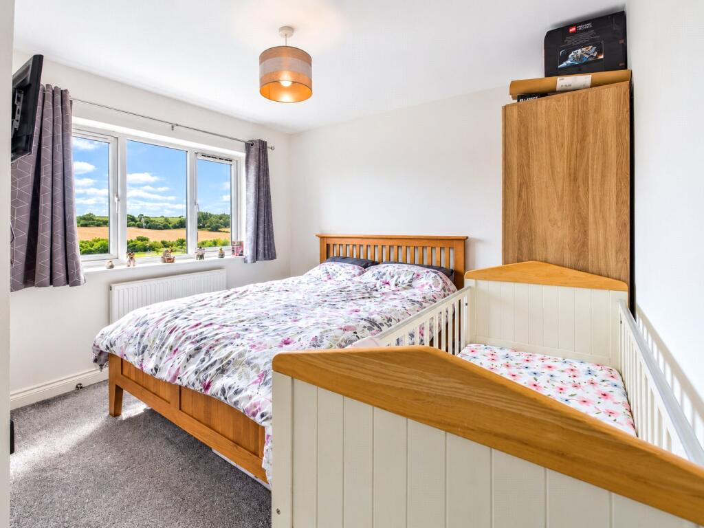 Easton Road, Bridlington, East  Yorkshire, YO16 photo 4