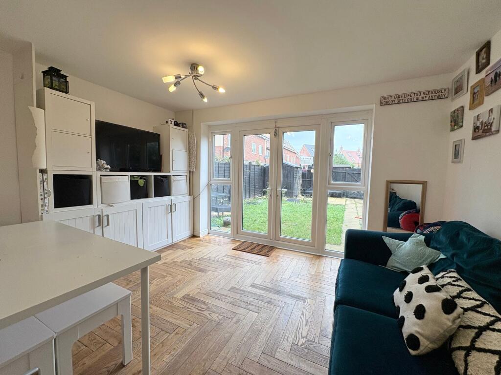 House in Milton Keynes - View 3
