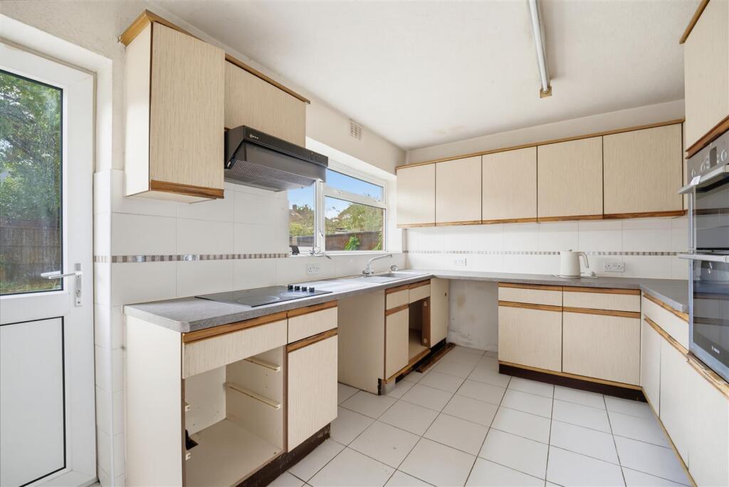 House in Southall - View 4
