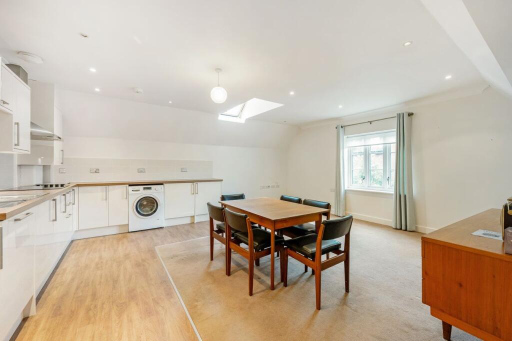 Gosport Lane, Lyndhurst, SO43 photo 4