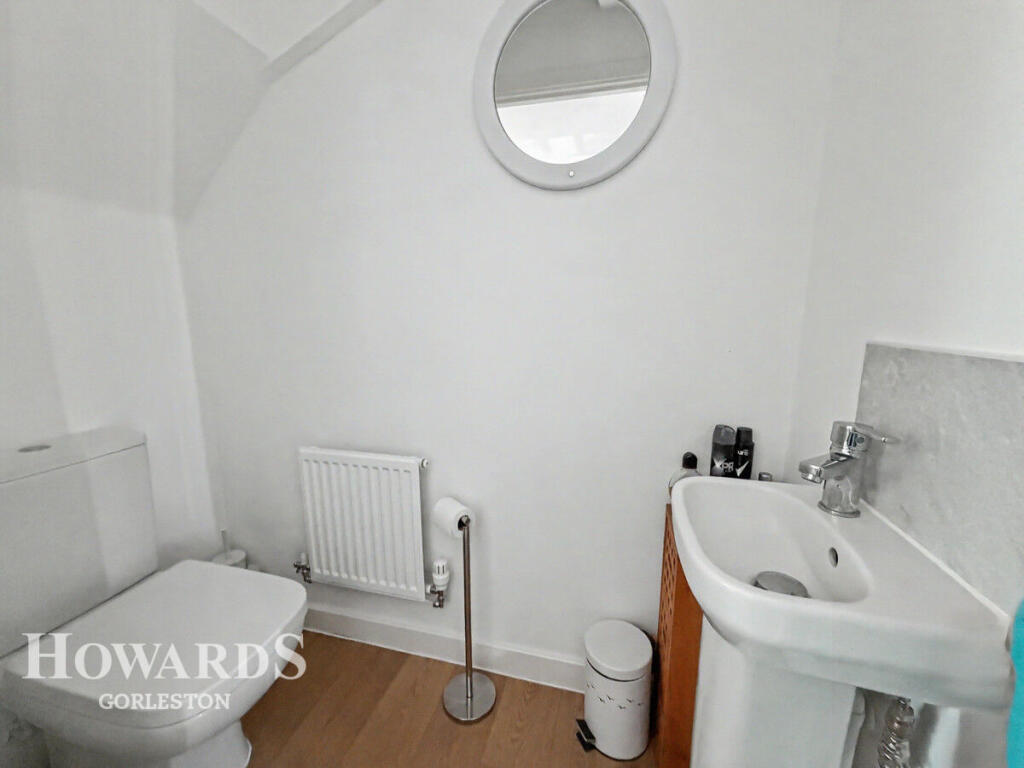 Wiltshire Drive, Bradwell - View 6