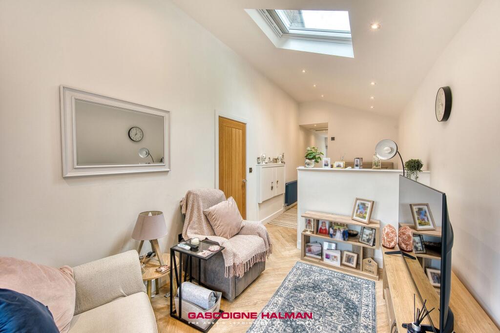 House in Stockport - View 4