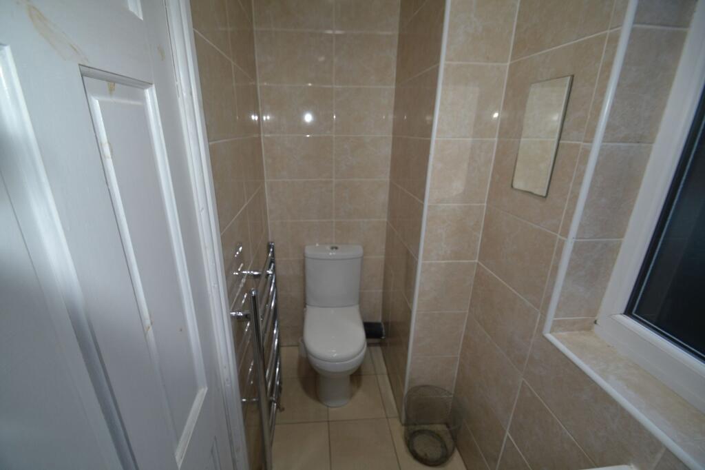1 bedroom house share for rent