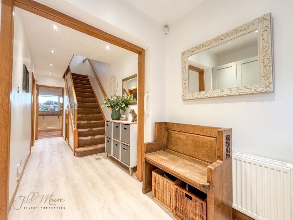 House in Sunderland, Albany - View 5