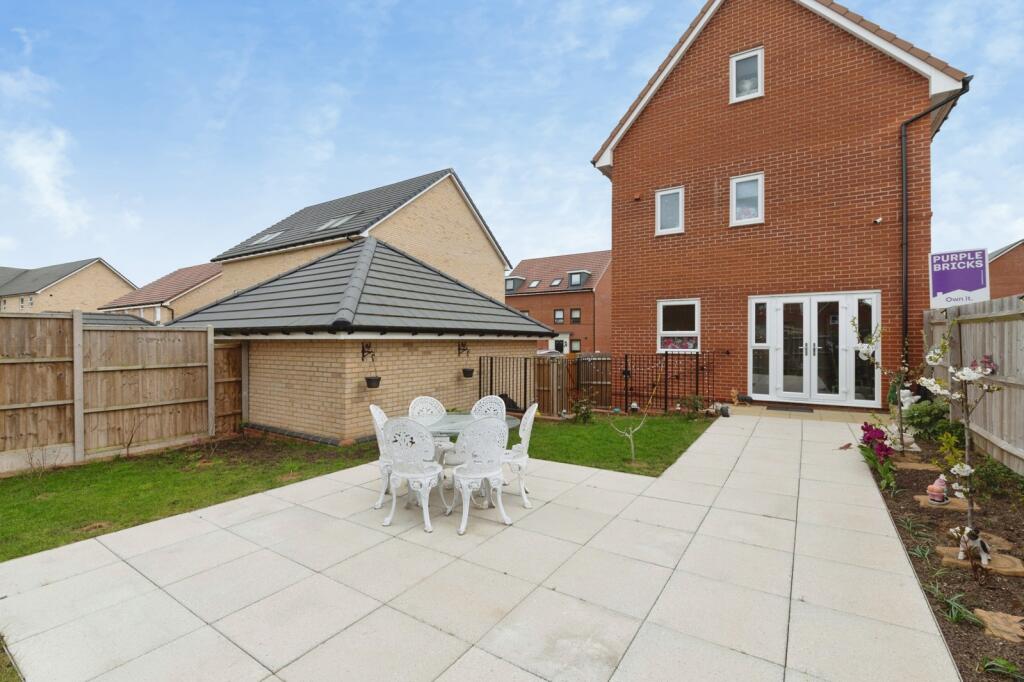 Main image of property: Eveleigh Gardens, Hullbridge, Hockley, Essex, SS5