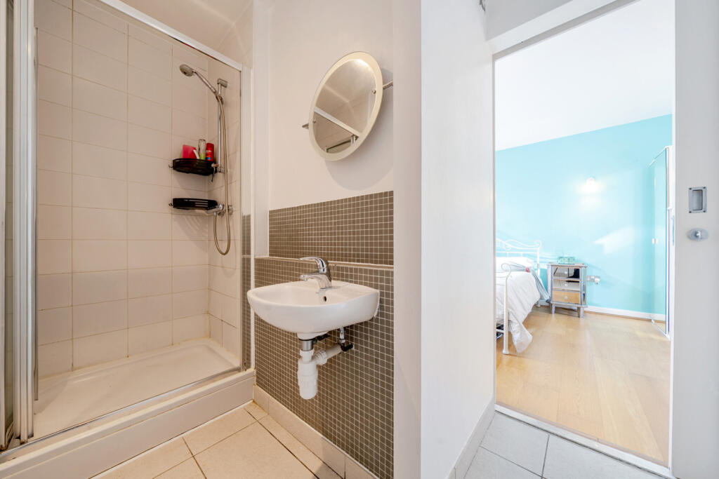Apartment in London, Royal Borough of Greenwich - View 5