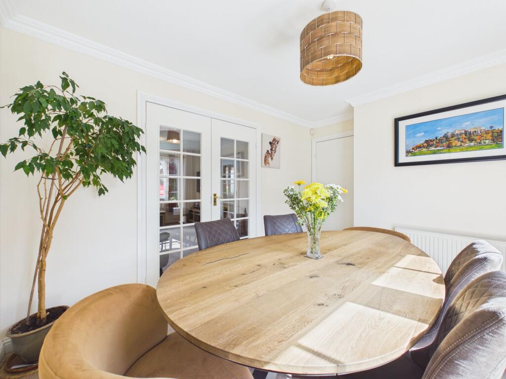 House in Blantyre, High Earnock, West Craigs - View 5