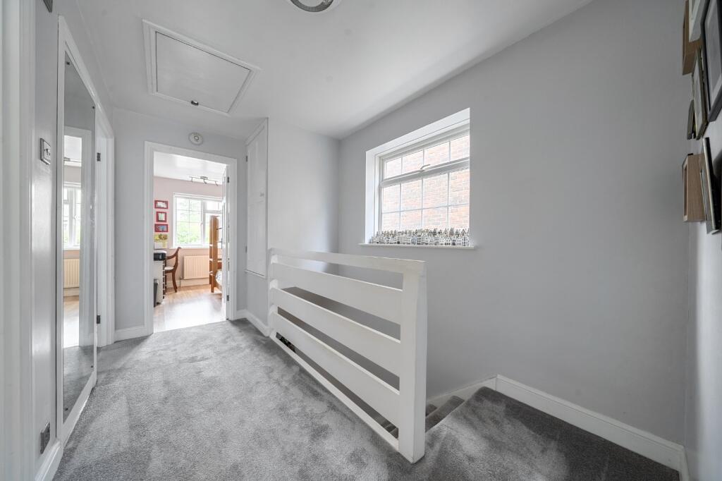 House in Winchester, Northbrook, Bishop's Waltham - View 5