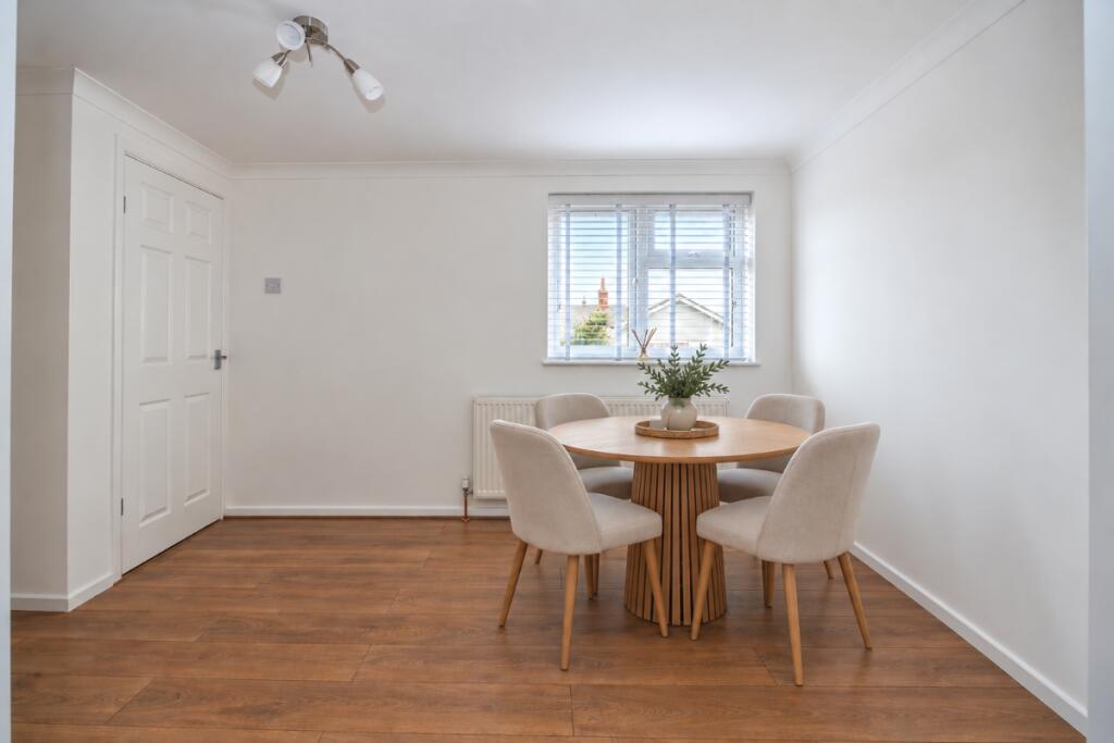House in Portsmouth - View 4