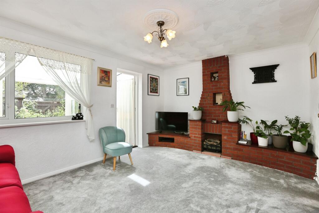 House in Gosport, Hampshire - View 5