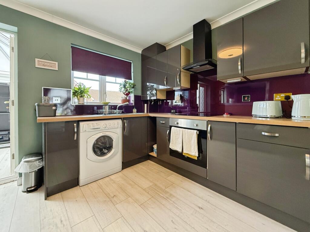 House in Motherwell, South Lanarkshire - View 5