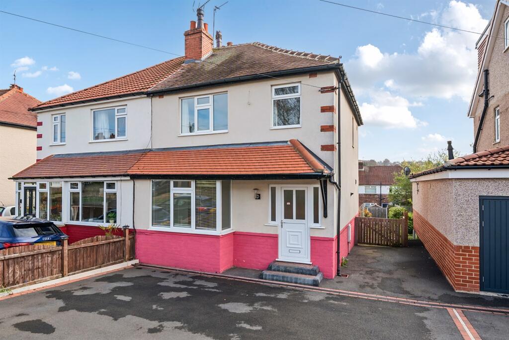 Main image of property: Brownberrie Walk, Horsforth