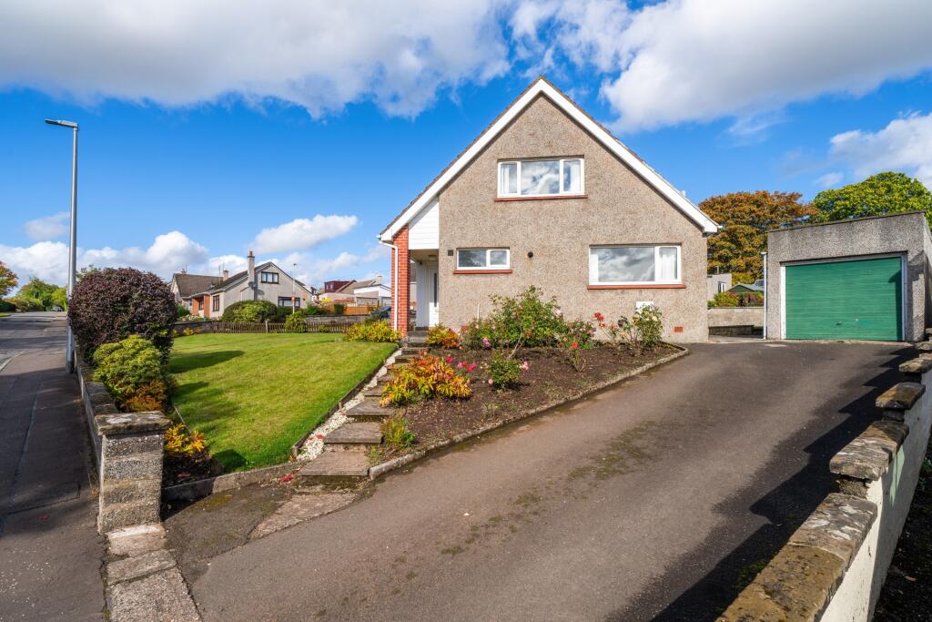 Main image of property: Kinloss Park, Cupar, KY15