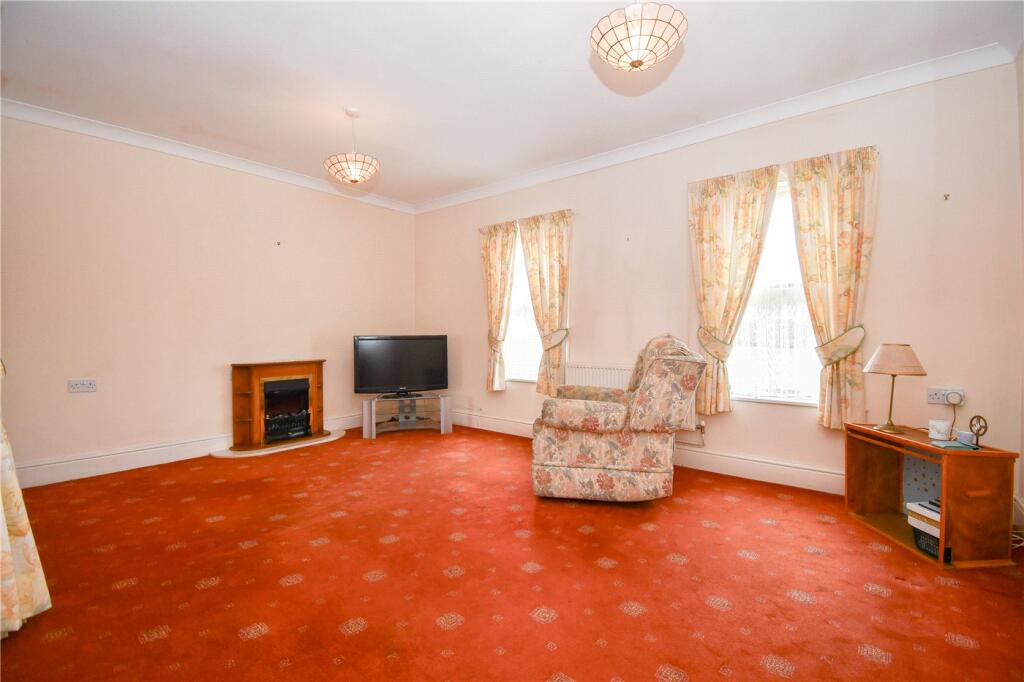 Park Road North, Birkenhead, Wirral photo 4