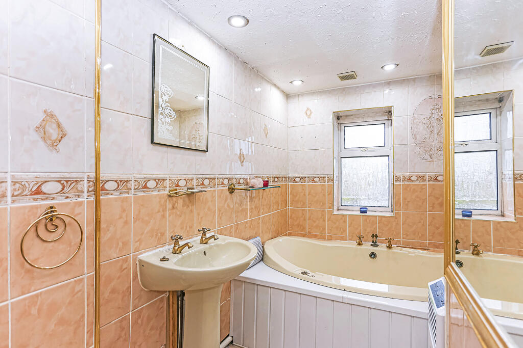 Additional image 21 of Shalford Road, Solihull