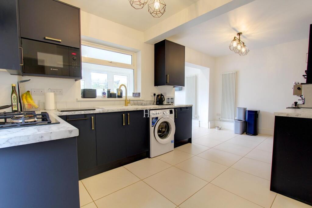 Thornbury Close, Rhiwbina, Cardiff photo 2